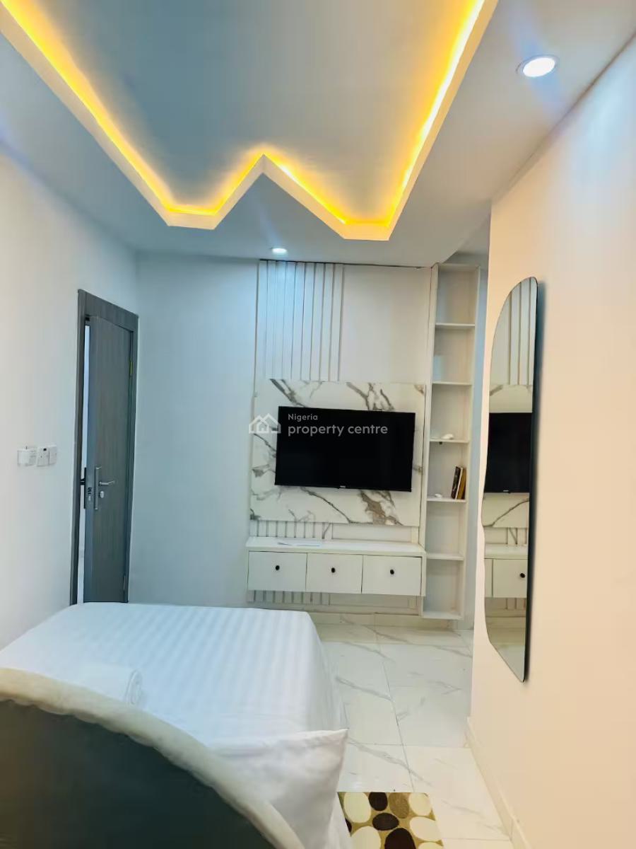 Ngz Lvn Studio(s3), Dele Adedeji Street, Lekki Phase 1, Lekki, Lagos, Flat / Apartment Short Let