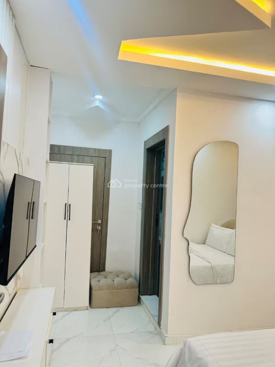 Ngz Lvn Studio(s3), Dele Adedeji Street, Lekki Phase 1, Lekki, Lagos, Flat / Apartment Short Let