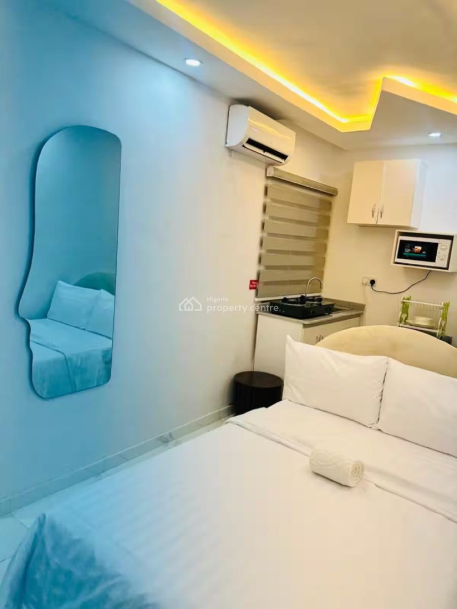 Ngz Lvn Studio(s3), Dele Adedeji Street, Lekki Phase 1, Lekki, Lagos, Flat / Apartment Short Let