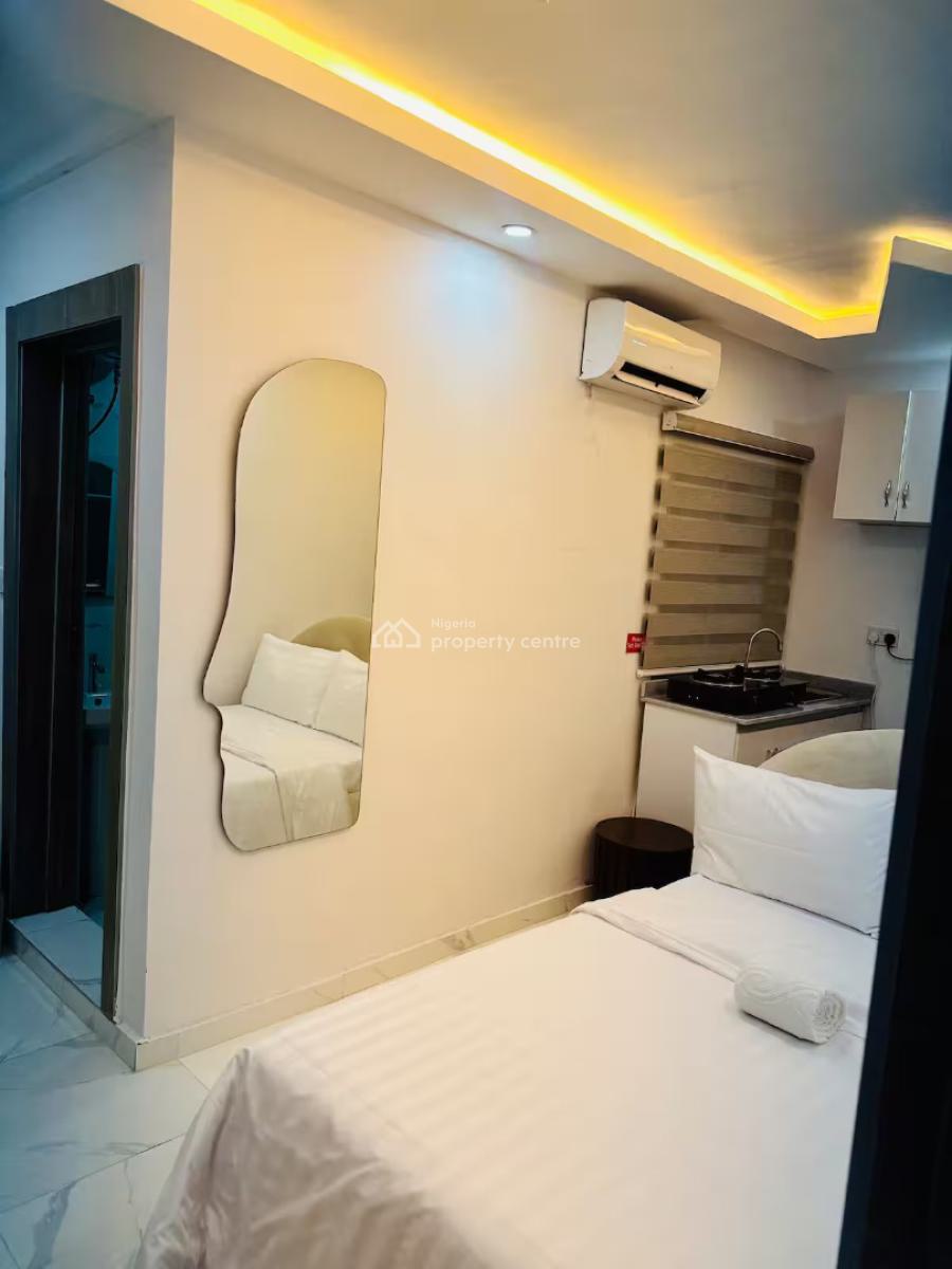 Ngz Lvn Studio(s3), Dele Adedeji Street, Lekki Phase 1, Lekki, Lagos, Flat / Apartment Short Let