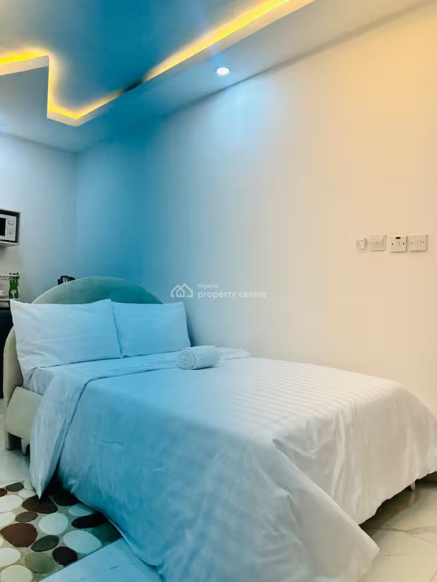 Ngz Lvn Studio(s3), Dele Adedeji Street, Lekki Phase 1, Lekki, Lagos, Flat / Apartment Short Let