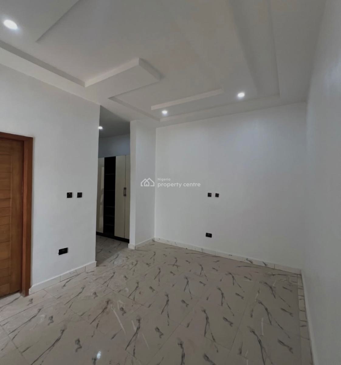 4 Bedroom Contemporary Bungalow All En Suite with Kitchen Cabinets, Emene, Enugu, Enugu, Detached Duplex for Sale