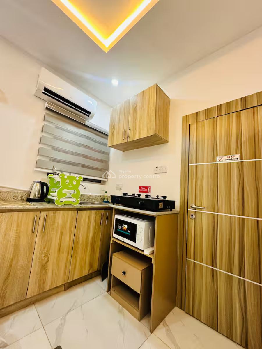 Ngz Lvn Studio(s5), Dele Adedeji Street, Lekki Phase 1, Lekki, Lagos, Flat / Apartment Short Let