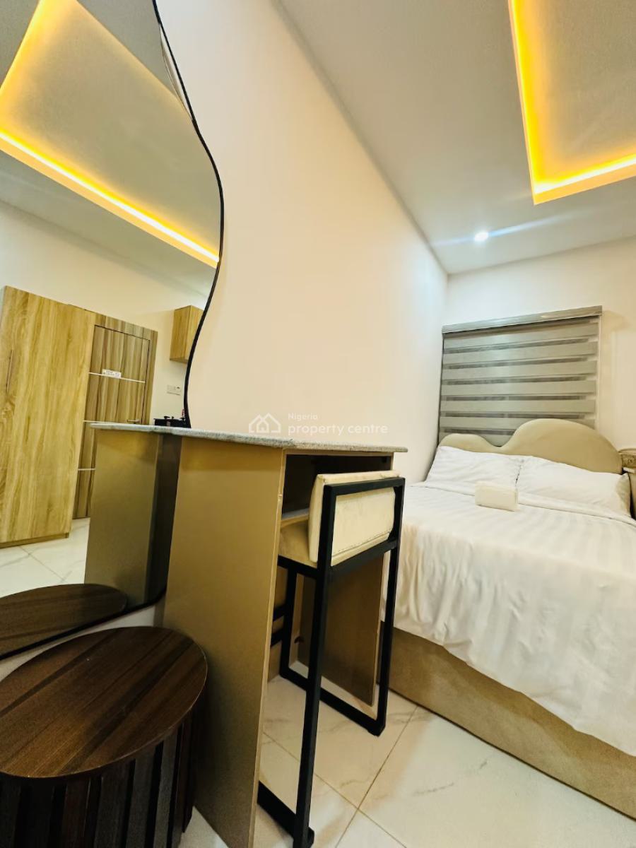 Ngz Lvn Studio(s5), Dele Adedeji Street, Lekki Phase 1, Lekki, Lagos, Flat / Apartment Short Let