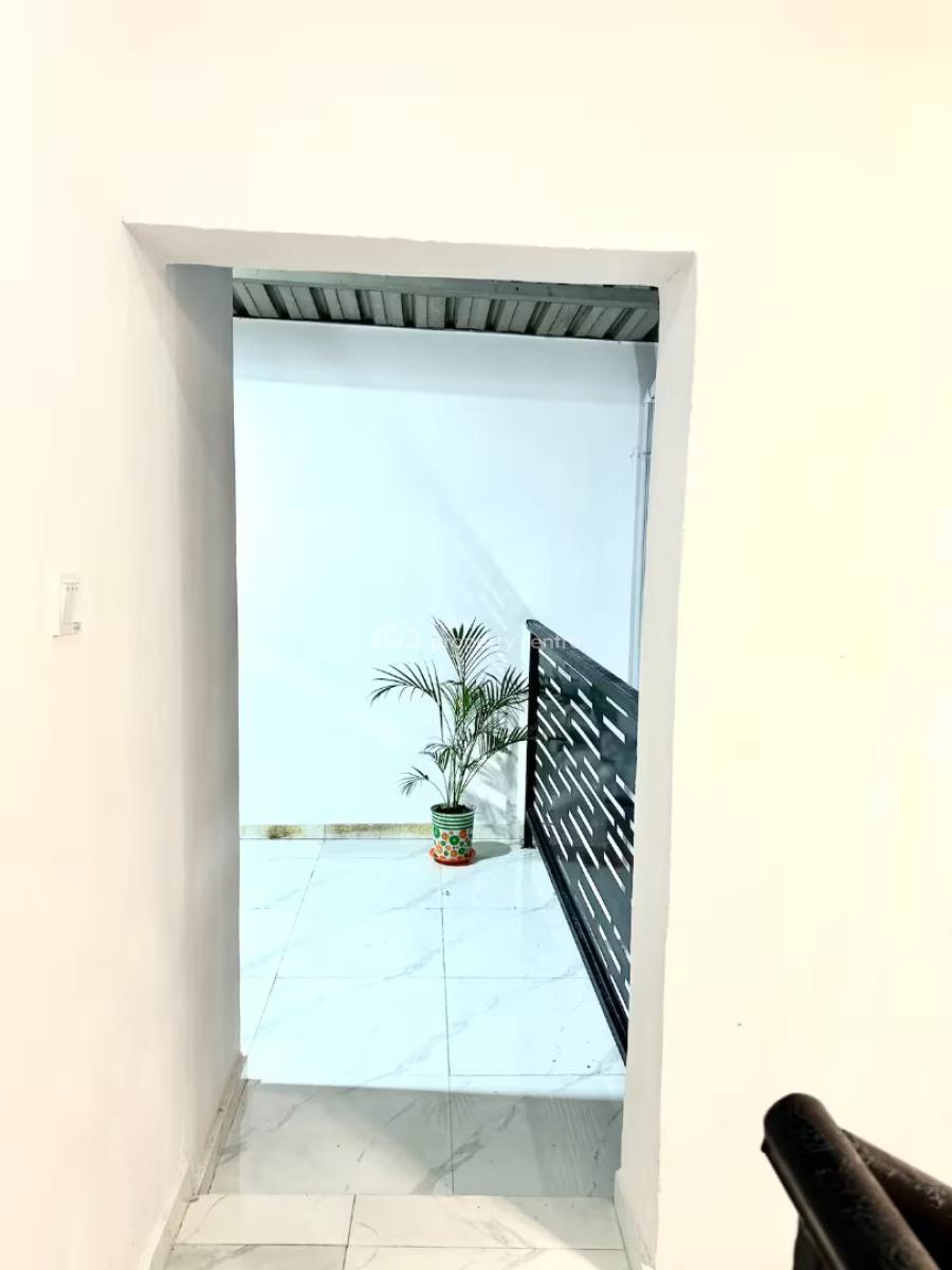 Ngz Lvn Studio(s6), Dele Adedeji Street, Lekki Phase 1, Lekki, Lagos, Flat / Apartment Short Let
