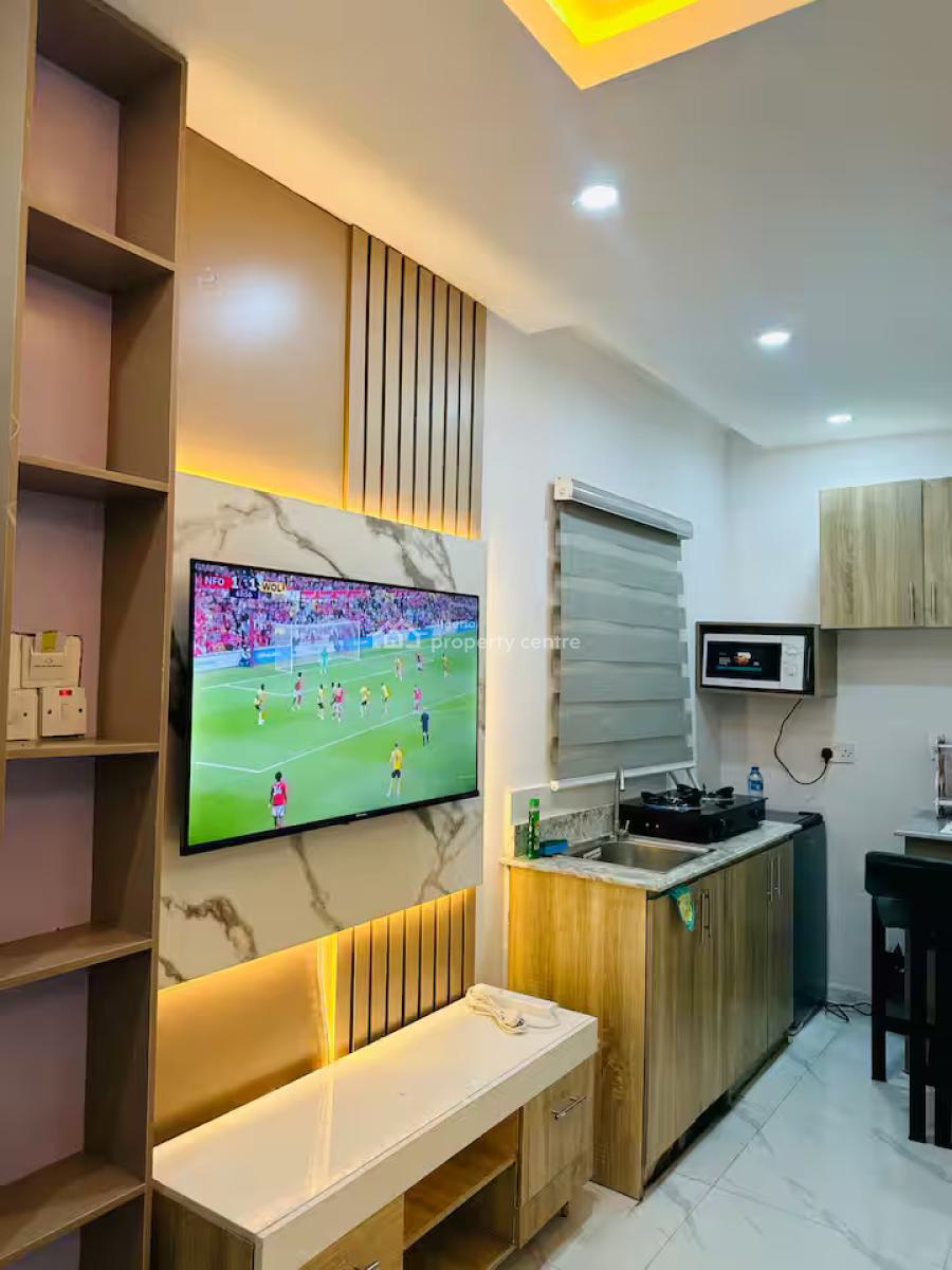 Ngz Lvn Studio(s6), Dele Adedeji Street, Lekki Phase 1, Lekki, Lagos, Flat / Apartment Short Let
