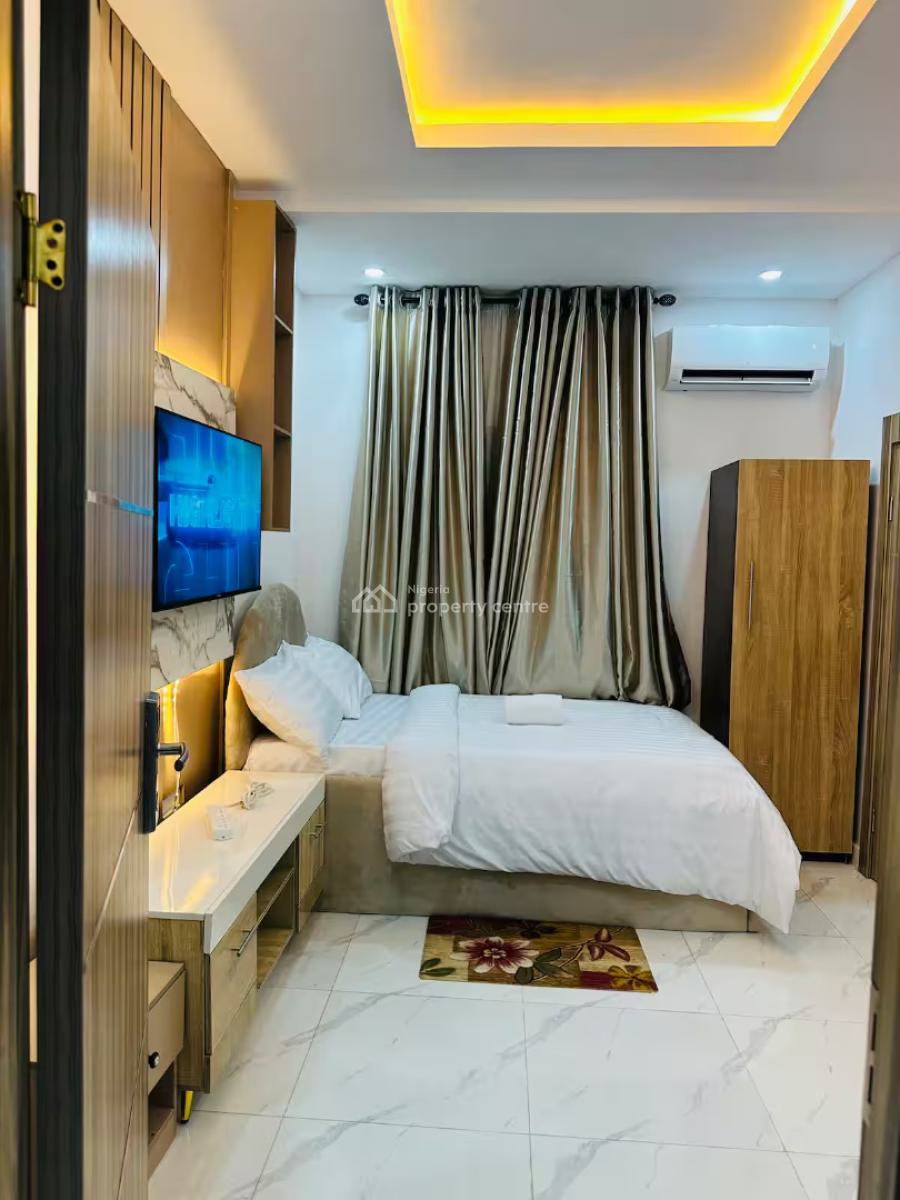 Ngz Lvn Studio(s7), Dele Adedeji Street, Lekki Phase 1, Lekki, Lagos, Flat / Apartment Short Let