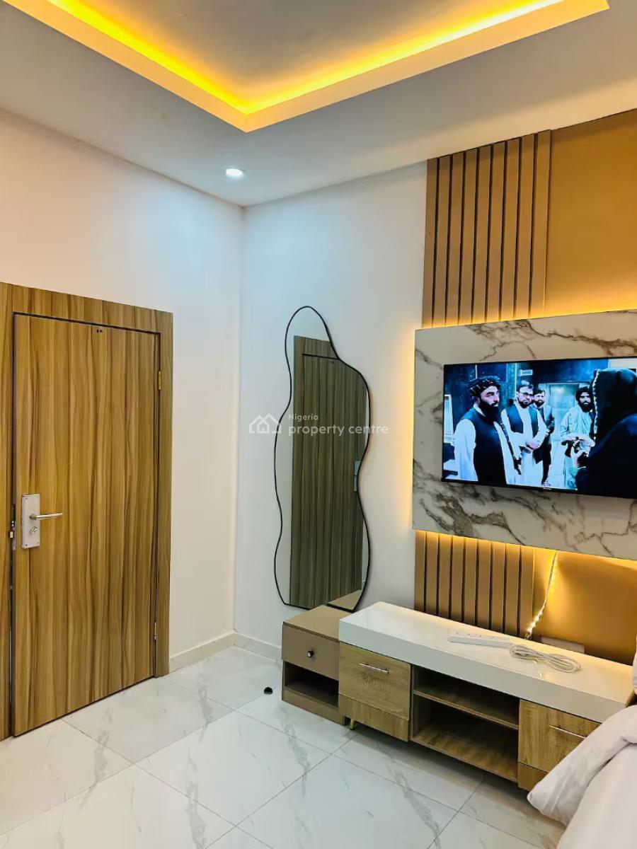 Ngz Lvn Studio(s7), Dele Adedeji Street, Lekki Phase 1, Lekki, Lagos, Flat / Apartment Short Let