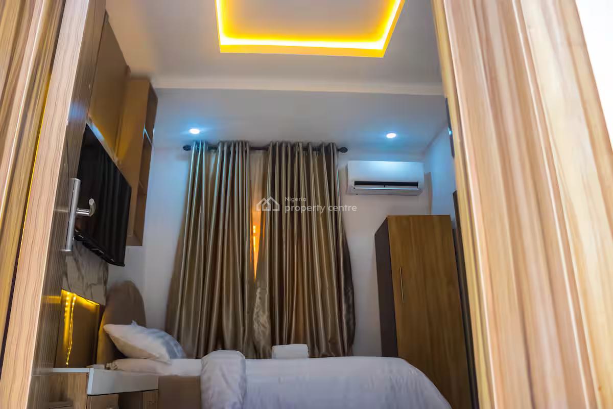 Ngz Lvn Studio(s7), Dele Adedeji Street, Lekki Phase 1, Lekki, Lagos, Flat / Apartment Short Let
