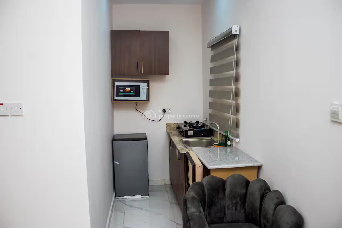 Ngz Lvn Studio(s7), Dele Adedeji Street, Lekki Phase 1, Lekki, Lagos, Flat / Apartment Short Let