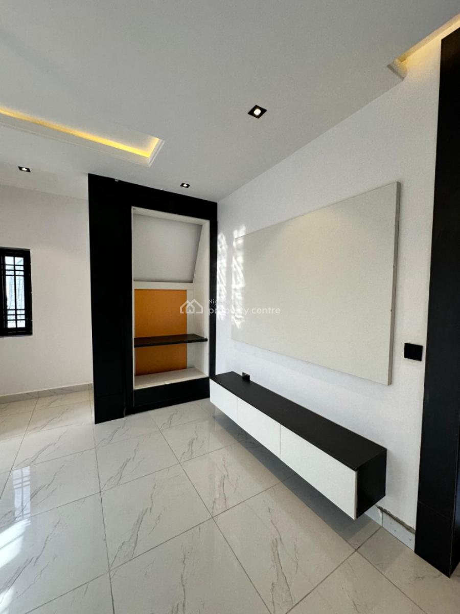 Luxury 4 Bedrooms Fully Detached with a Bq Attached, Lugbe District, Abuja, Detached Duplex for Sale