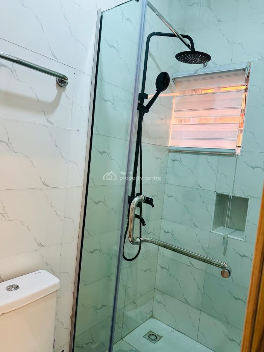 Ngz Lvn Studio(s8), Dele Adedeji Street, Lekki Phase 1, Lekki, Lagos, Flat / Apartment Short Let