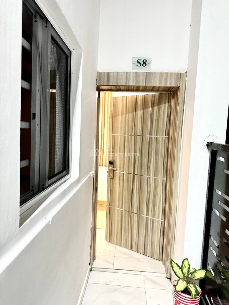 Ngz Lvn Studio(s8), Dele Adedeji Street, Lekki Phase 1, Lekki, Lagos, Flat / Apartment Short Let