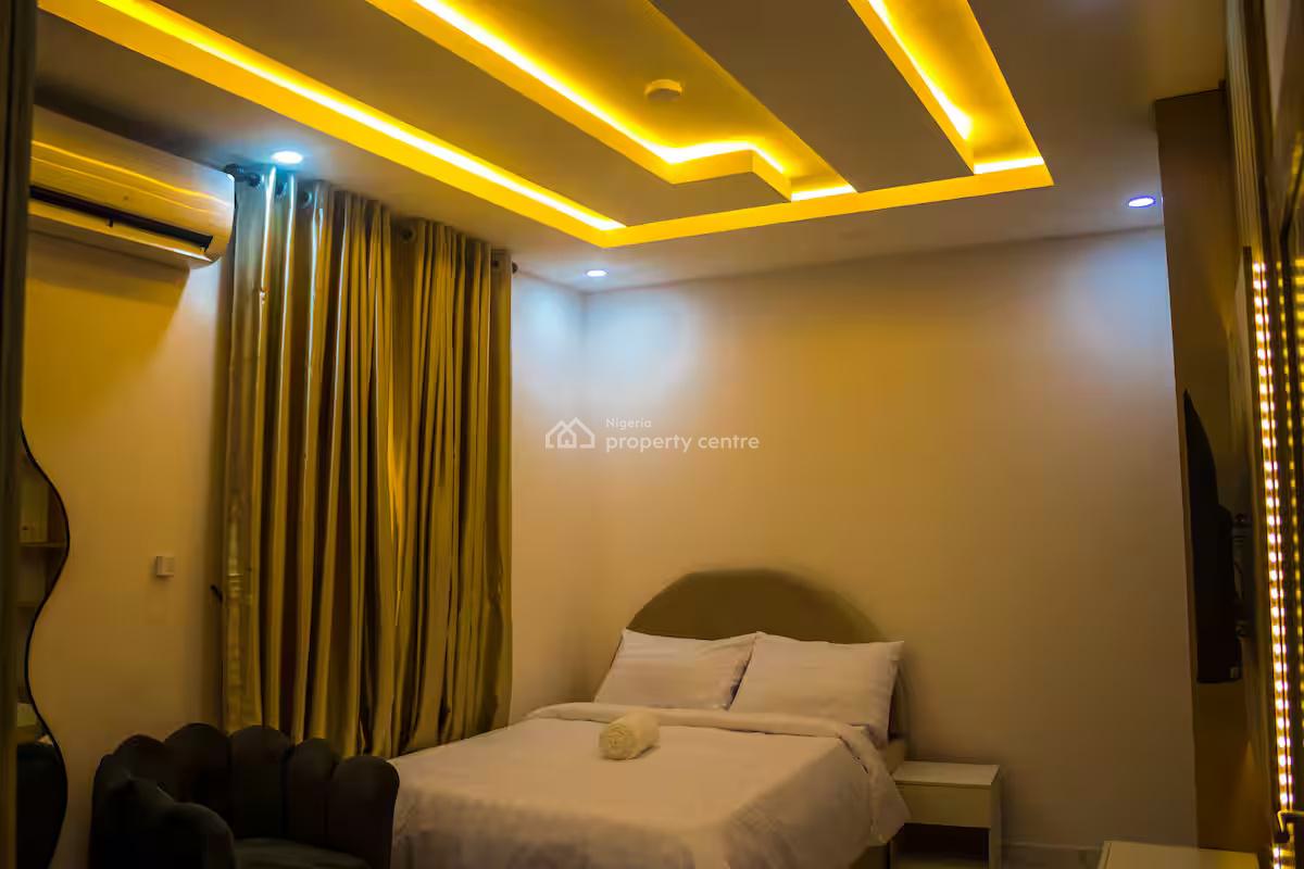 Ngz Lvn Studio(s8), Dele Adedeji Street, Lekki Phase 1, Lekki, Lagos, Flat / Apartment Short Let
