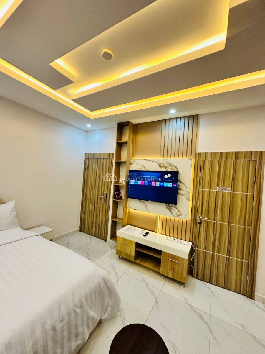 Ngz Lvn Studio(s8), Dele Adedeji Street, Lekki Phase 1, Lekki, Lagos, Flat / Apartment Short Let