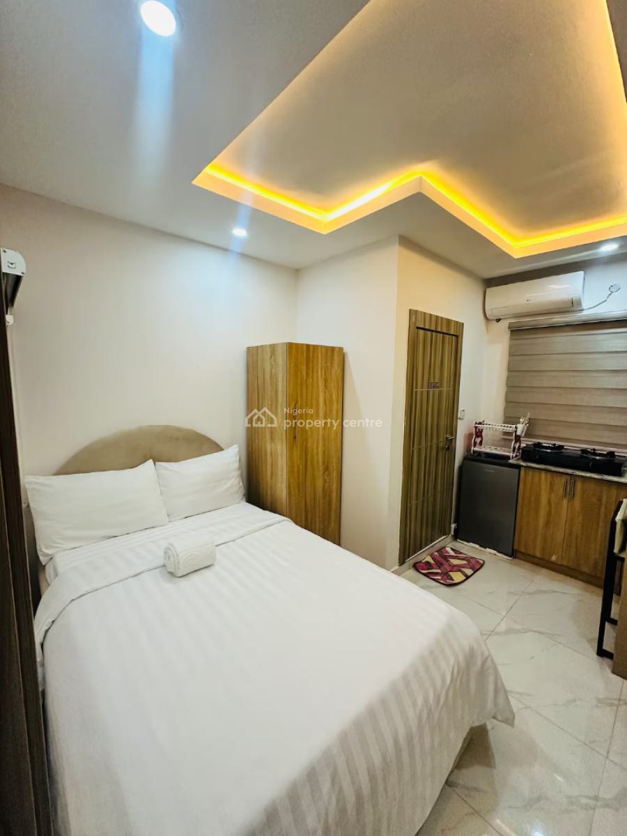 Ngz Lvn Studio(s9), Dele Adedeji Street, Lekki Phase 1, Lekki, Lagos, Flat / Apartment Short Let