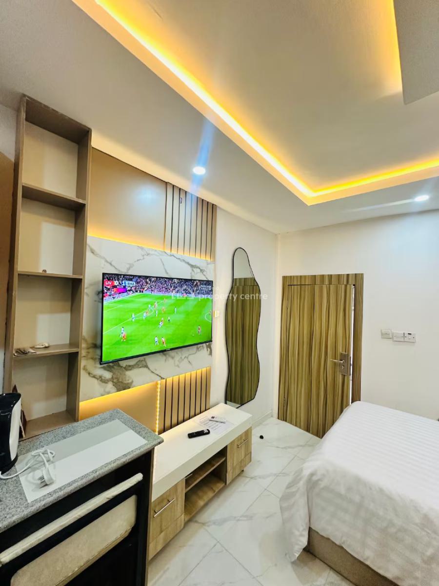 Ngz Lvn Studio(s9), Dele Adedeji Street, Lekki Phase 1, Lekki, Lagos, Flat / Apartment Short Let