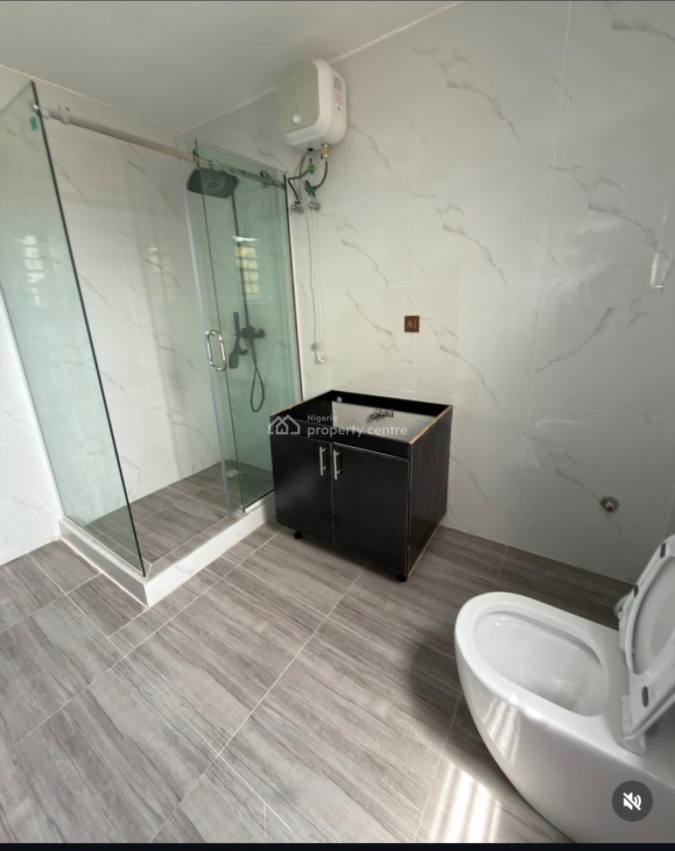 4  Bedroom House with a  Bq and Study, Maryland, Anthony, Maryland, Lagos, Detached Duplex for Sale