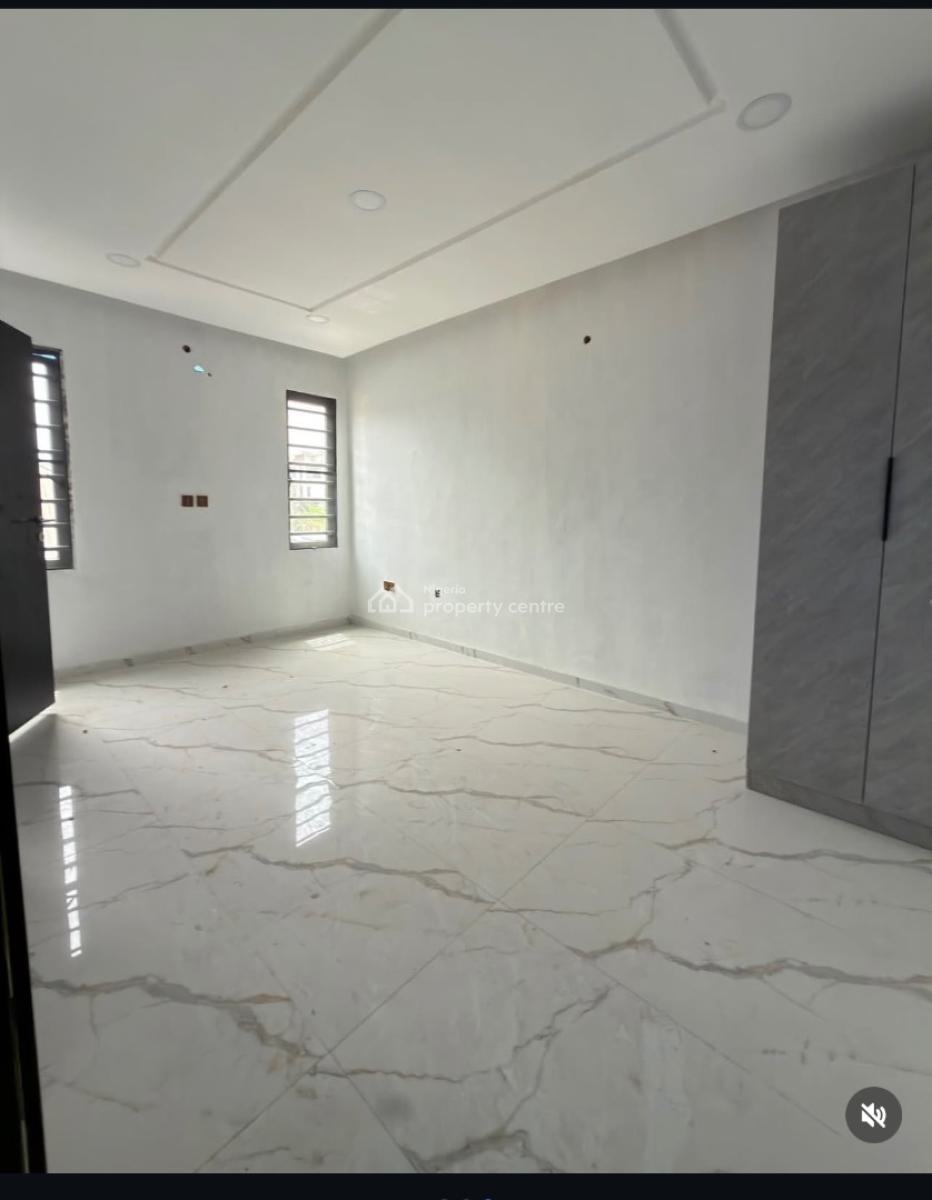 4  Bedroom House with a  Bq and Study, Maryland, Anthony, Maryland, Lagos, Detached Duplex for Sale