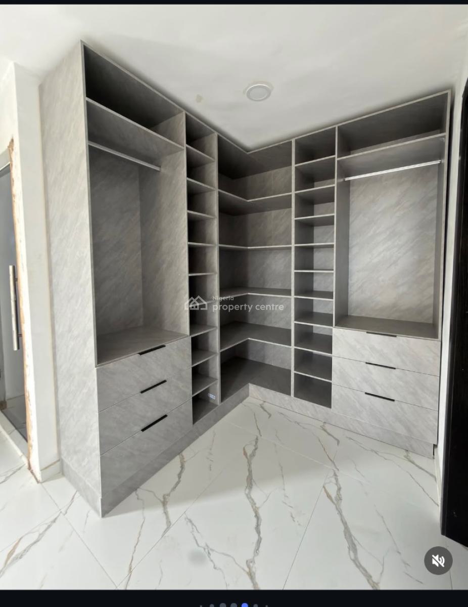 4  Bedroom House with a  Bq and Study, Maryland, Anthony, Maryland, Lagos, Detached Duplex for Sale