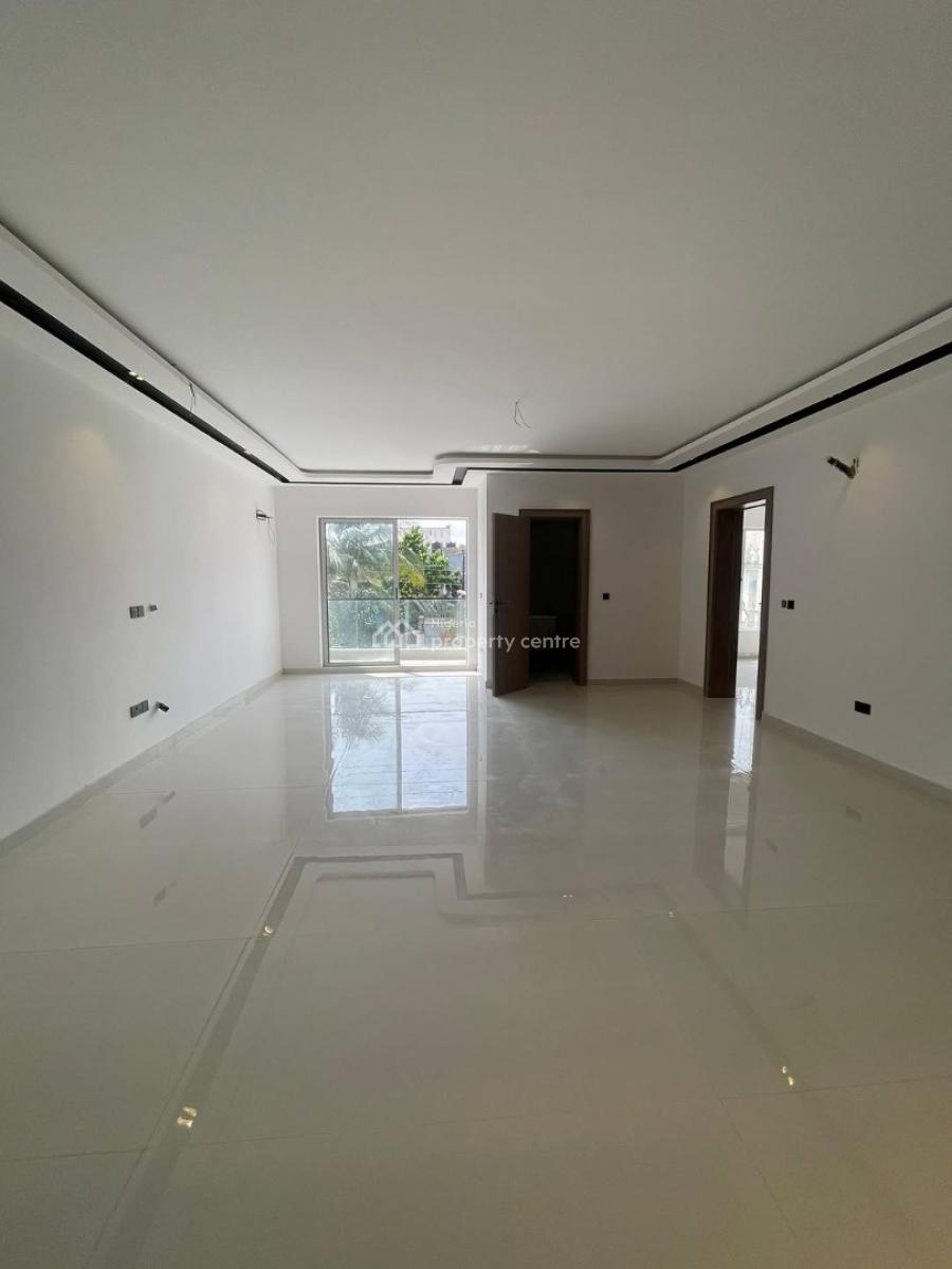 Three Bedroom Serviced Apartment, Lekki Phase 1, Lekki, Lagos, Block of Flats for Sale