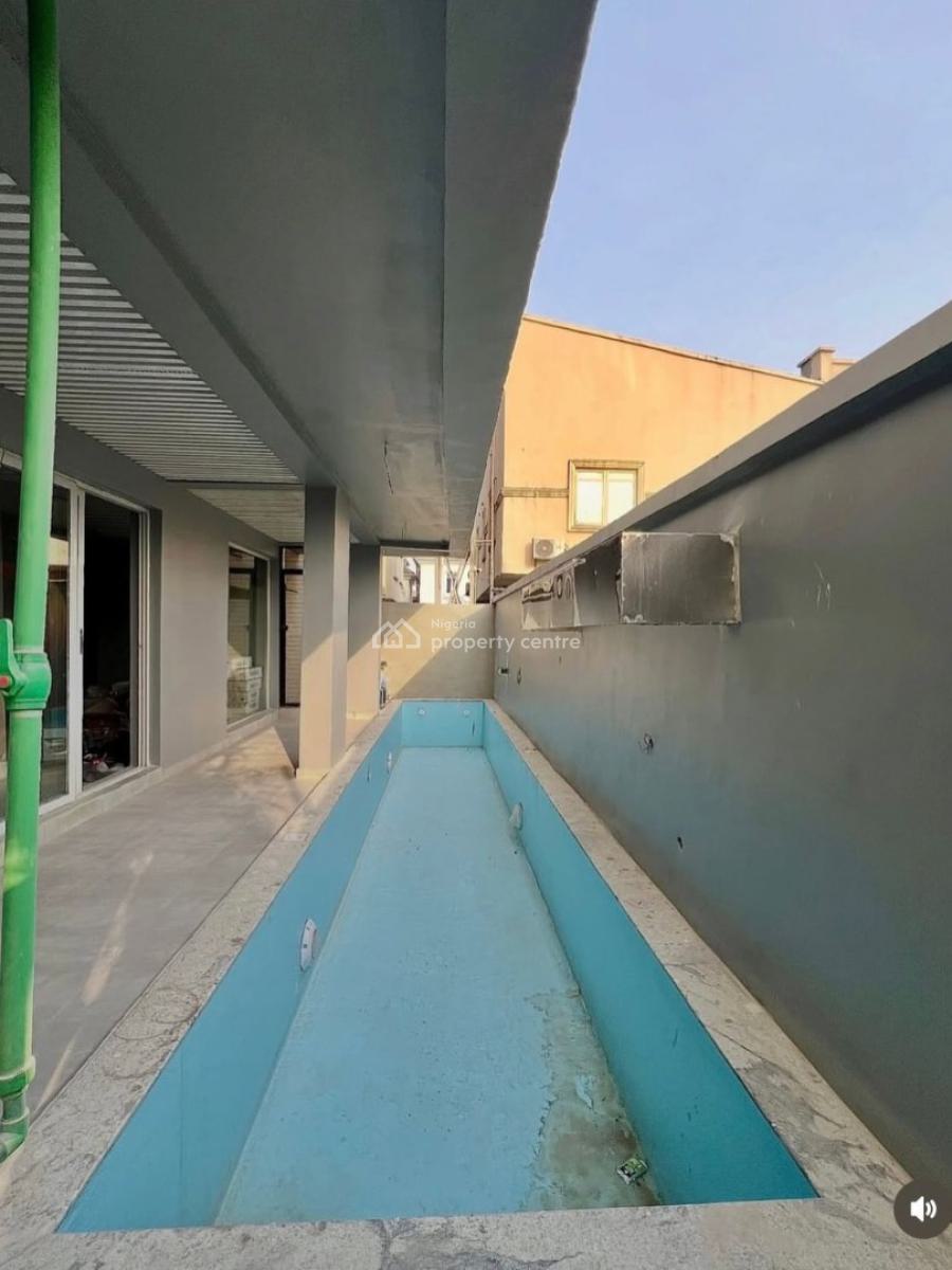 Three Bedroom Serviced Apartment, Lekki Phase 1, Lekki, Lagos, Block of Flats for Sale