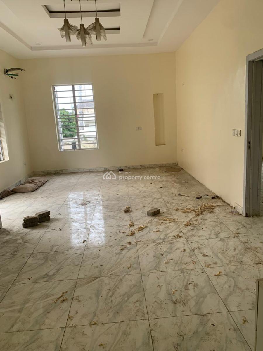 4 Bedroom Duplex with Bq for Commercial Use, Agungi, Lekki, Lagos, Terraced Duplex for Rent