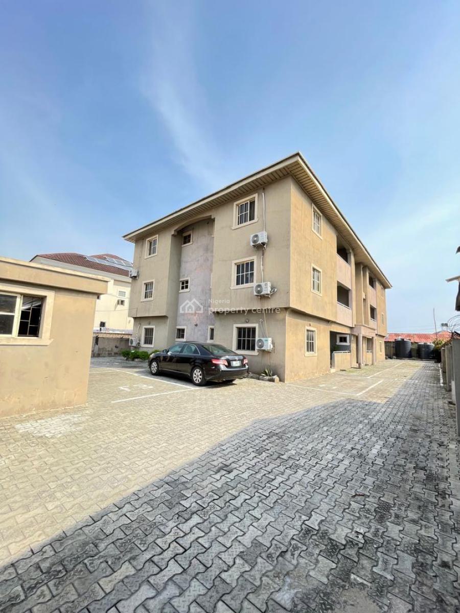 Spacious Massive 2 Bedroom Flat in a Secured Neighborhood, Off Prime Water Garden, Ikate Elegushi, Lekki, Lagos, Flat / Apartment for Rent