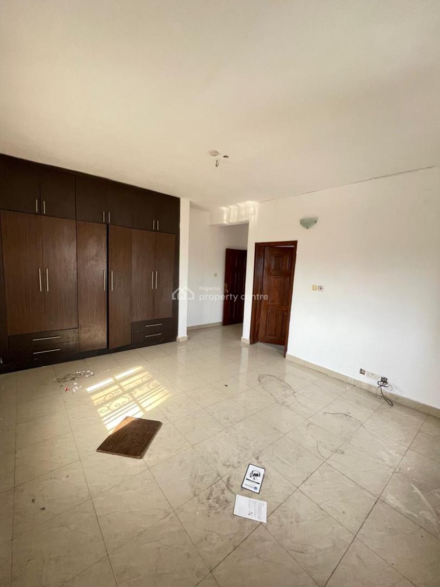 Spacious Massive 2 Bedroom Flat in a Secured Neighborhood, Off Prime Water Garden, Ikate Elegushi, Lekki, Lagos, Flat / Apartment for Rent