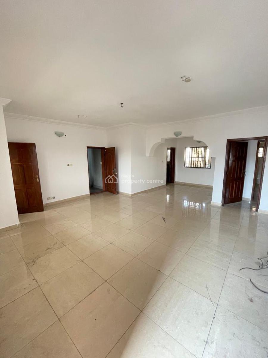 Spacious Massive 2 Bedroom Flat in a Secured Neighborhood, Off Prime Water Garden, Ikate Elegushi, Lekki, Lagos, Flat / Apartment for Rent
