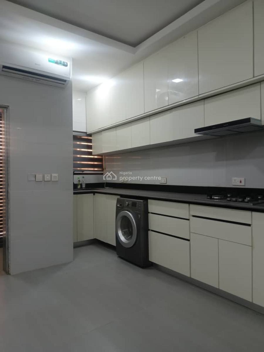 Luxury 4 Bedroom Terrace Duplex, Guzape, Guzape District, Abuja, House for Sale