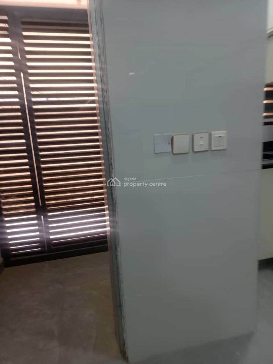 Luxury 4 Bedroom Terrace Duplex, Guzape, Guzape District, Abuja, House for Sale