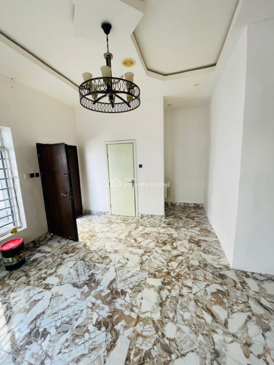 Neatly Renovated Studio Apartment, Ikota, Lekki, Lagos, Flat / Apartment for Rent