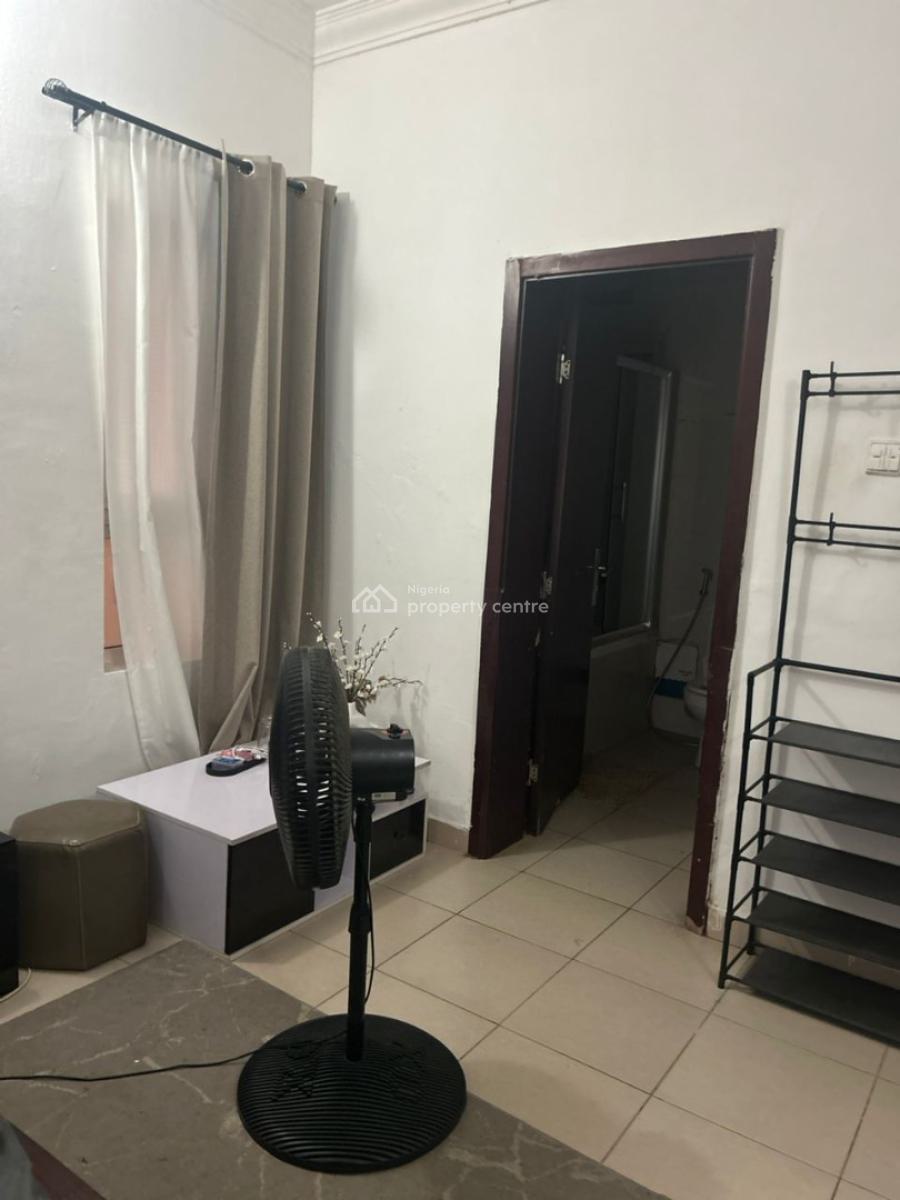 Luxury Shared Apartment- Masters Bedroom, Cardogan Estate, Osapa, Lekki, Lagos, Self Contain (single Rooms) for Rent