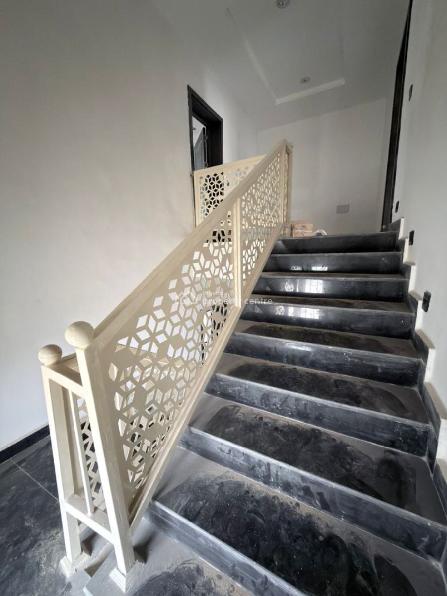 Luxury 4 Bedroom Terrace Dupl, Guzape, Guzape District, Abuja, House for Sale