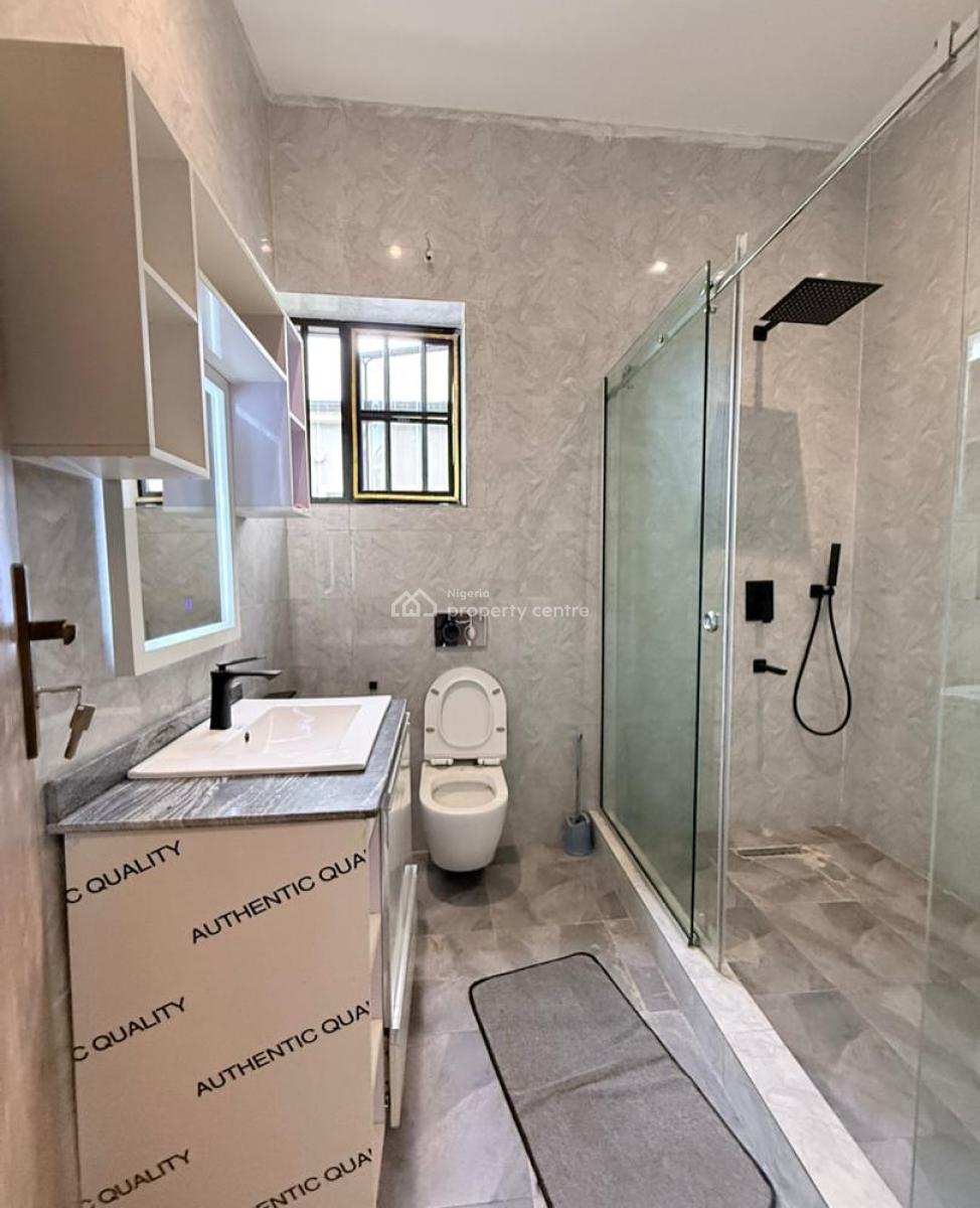 𝐌𝐀𝐈𝐍𝐓𝐀𝐈𝐍𝐄𝐃 4 𝐁𝐄𝐃𝐑𝐎𝐎𝐌 𝐓𝐄𝐑𝐑𝐀𝐂𝐄 𝐃𝐔𝐏𝐋𝐄𝐗, Ikota, Lekki, Ikota, Lekki, Lagos, Terraced Duplex for Rent