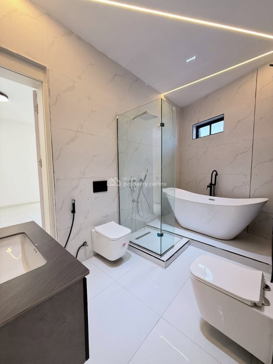 Four Bedroom Terrace Duplex, Osapa, Lekki, Lagos, Terraced Duplex for Sale