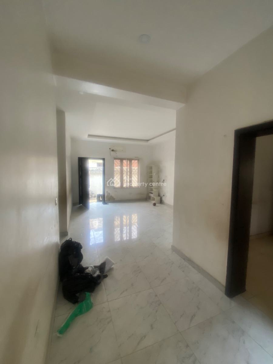 Spacious Self Serviced 3 Bedroom Apartment in Lekki Phase 1, Marwa Lekki Right, Lekki Phase 1, Lekki, Lagos, Flat / Apartment for Rent