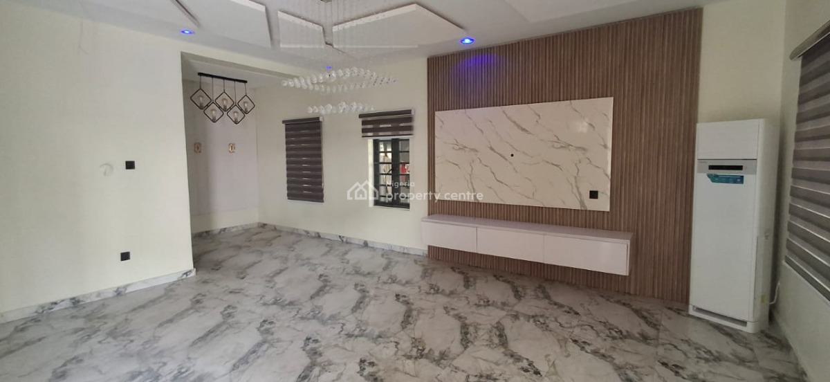 1. 4 Bedroom En-suite Detached House. Orchid Road, Orchid Lekki Lagos, Lekki, Lagos, Detached Duplex for Rent
