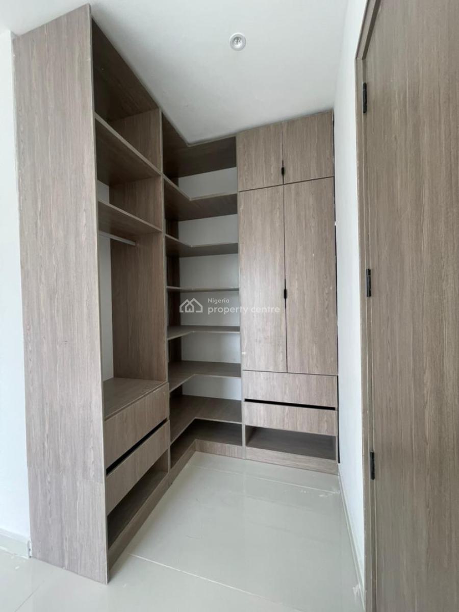 3 Bedroom Serviced Apartment, Lekki Phase 1, Lekki, Lagos, Flat / Apartment for Sale