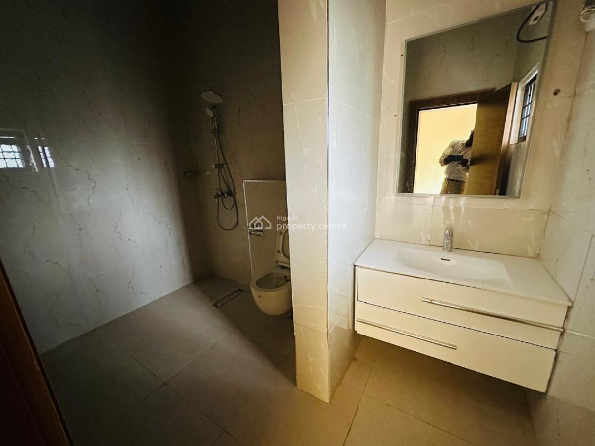 Smartly Designed 4 Bedroom Terrace Duplex, Bq, Serene Neighborhood, Serene and Well Secured Neighborhood, Maitama District, Abuja, Terraced Duplex for Rent