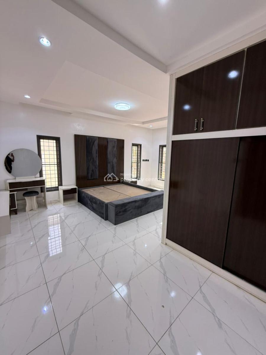 Luxury 5 Bedroom Semi-detached in an Estate, Wumba, Apo, Abuja, Semi-detached Duplex for Sale