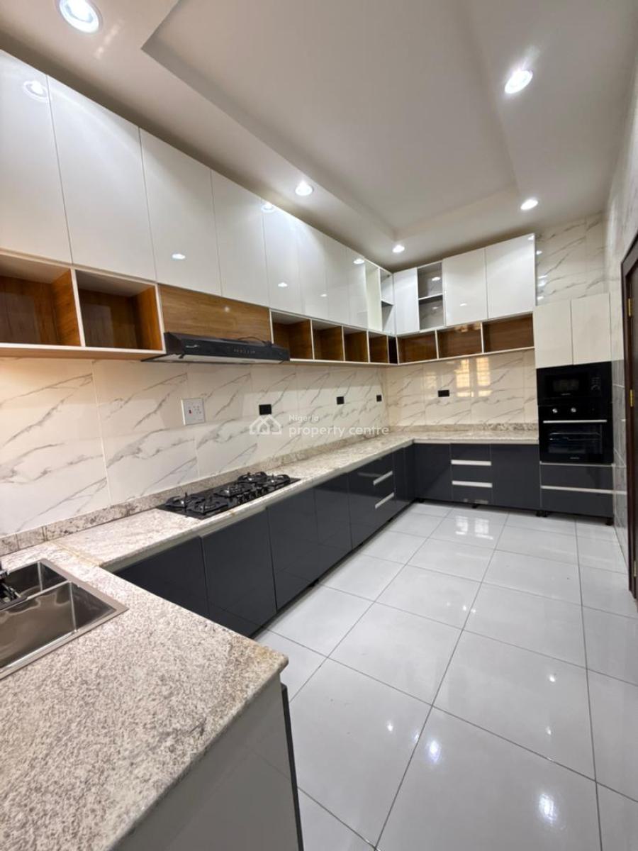 Luxury 5 Bedroom Semi-detached in an Estate, Wumba, Apo, Abuja, Semi-detached Duplex for Sale