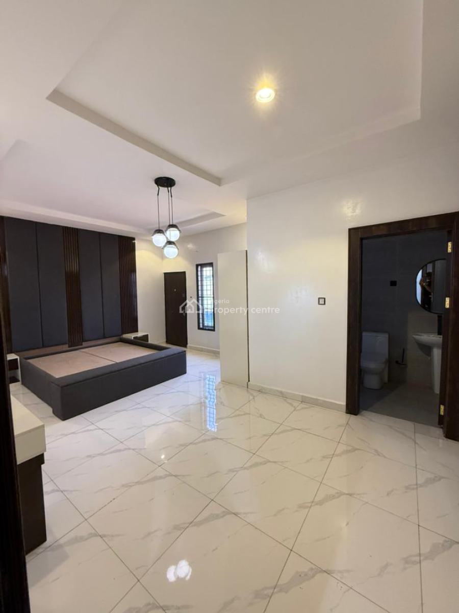 Luxury 5 Bedroom Semi-detached in an Estate, Wumba, Apo, Abuja, Semi-detached Duplex for Sale