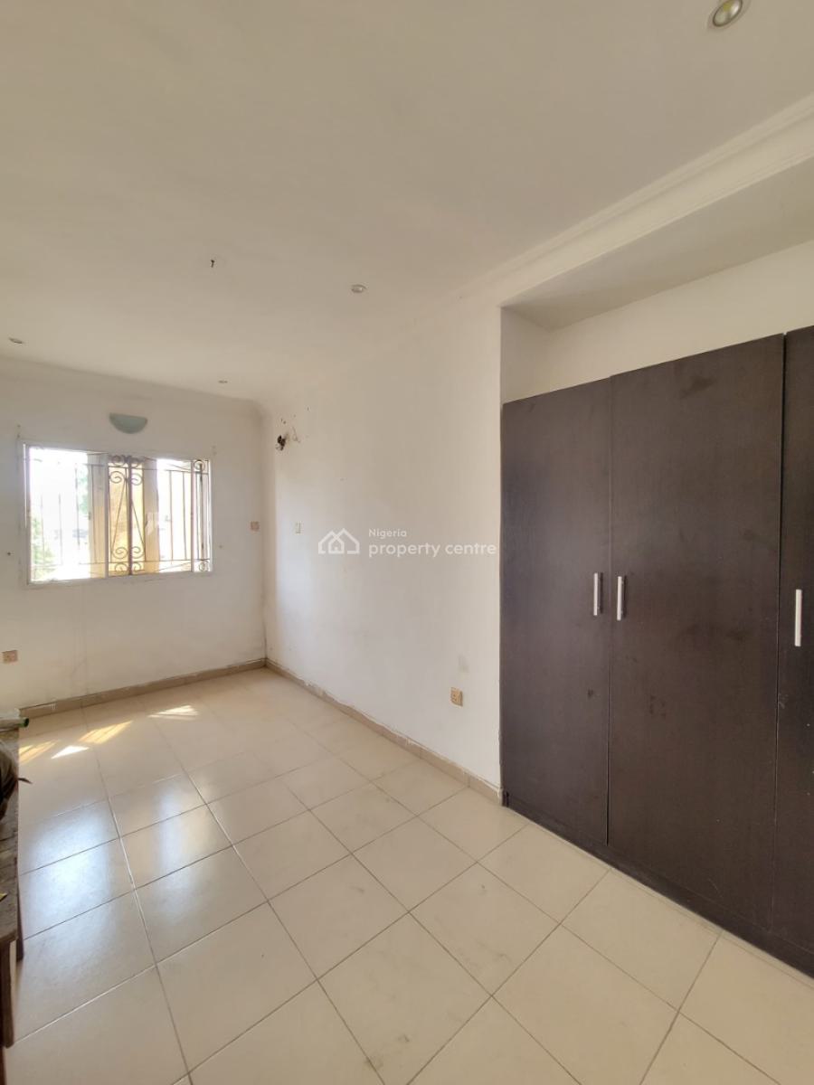 Standard and Spacious 3bedroom Apartment, Thomas Estate, Ajah, Lagos, Flat / Apartment for Rent