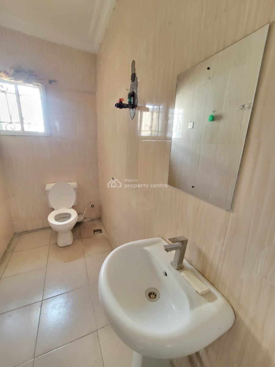 Standard and Spacious 3bedroom Apartment, Thomas Estate, Ajah, Lagos, Flat / Apartment for Rent