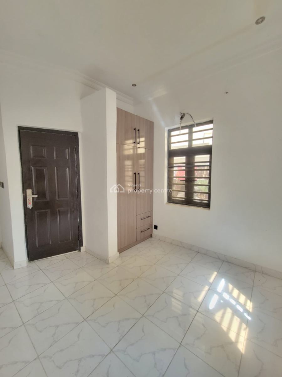 Beautiful and Spacious 3bedroom Apartment, Thomas Estate, Ajah, Lagos, Flat / Apartment for Rent