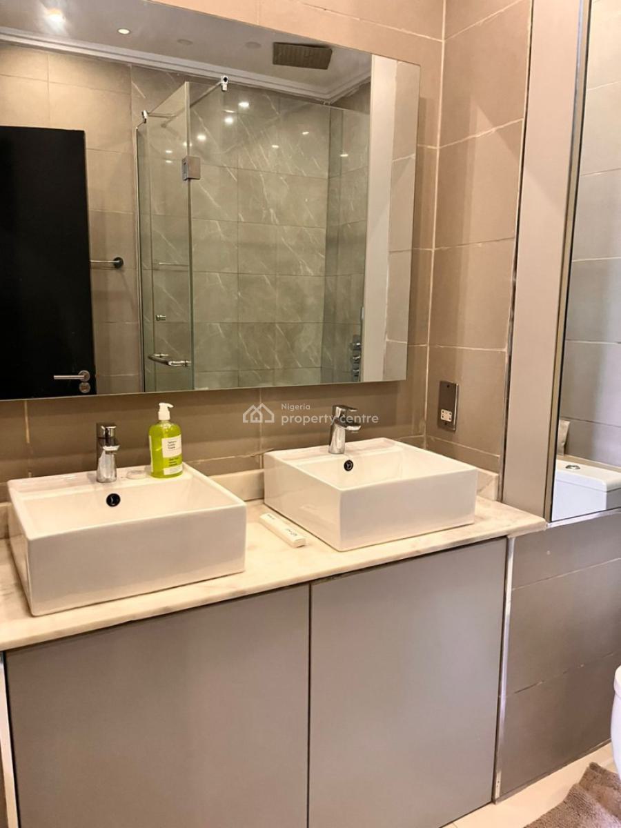 Stunning 3-bedroom Apartment with Swimming Pool, Old Ikoyi, Ikoyi, Lagos, Flat / Apartment Short Let