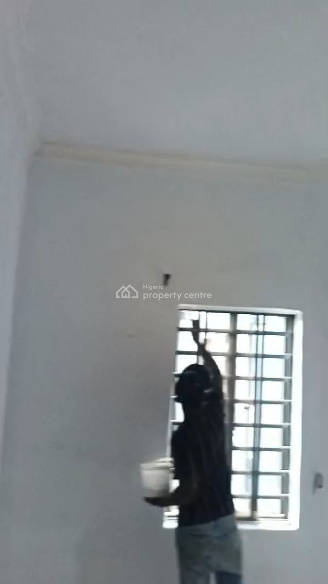 Very Spacious Mini Flat, Adekunle, Yaba, Lagos, Mini Flat (room and Parlour) for Rent