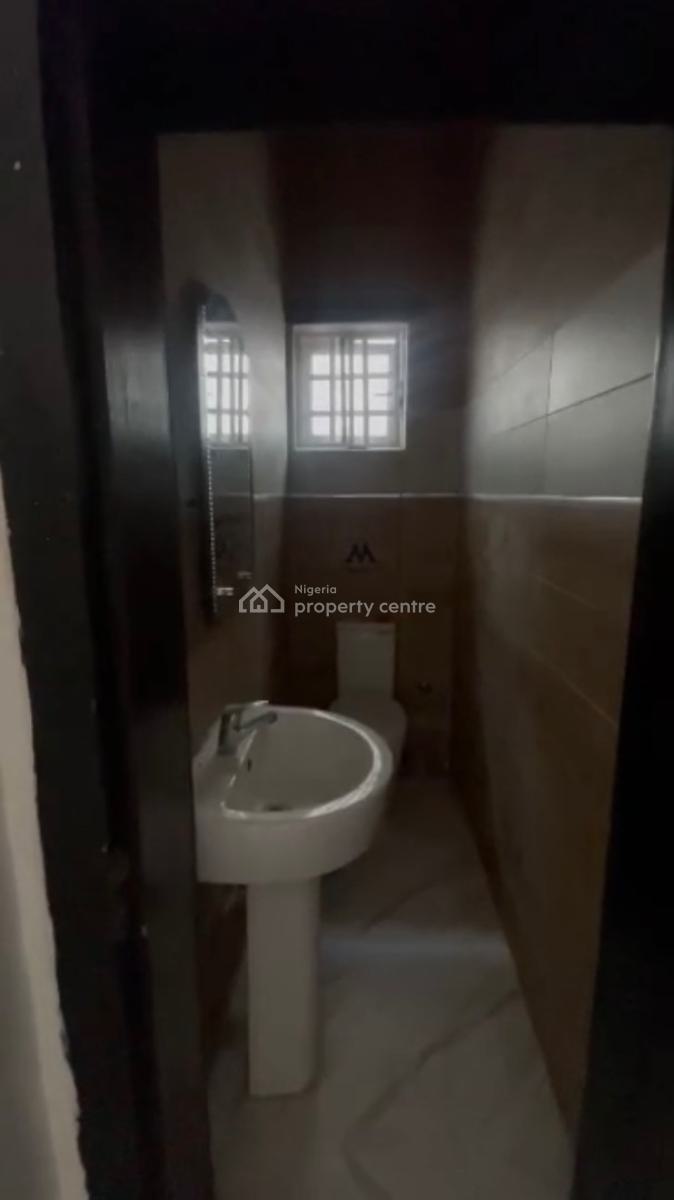 Newly Renovated 4 Bedroom Semidetached Duplex with Bq, Osapa, Lekki, Lagos, Semi-detached Duplex for Rent